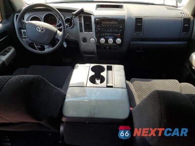Zdjęcie 8 z 12 samochodu: 2008 TOYOTA TUNDRA GRADE VIN:5TFBV54128X075537 - miniatura