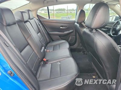 Zdjęcie 10 z 12 samochodu: 2021 NISSAN SENTRA SR VIN:3N1AB8DV1MY309056 - miniatura