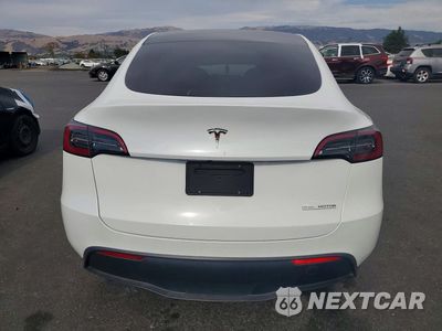 Zdjęcie 6 z 13 samochodu: 2023 TESLA MODEL Y VIN:7SAYGAEE8PF605150 - miniatura