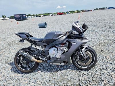 2016 YAMAHA YZFR1S JYARN42E6GA000982 - główne zdjęcie licytacji z USA - miniatura