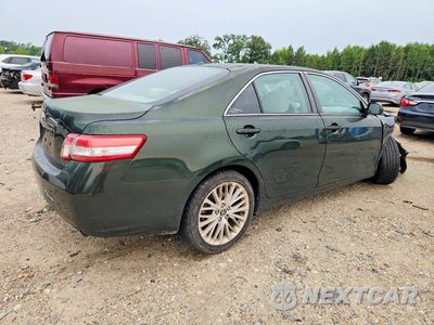 Trzecie zdjęcie samochodu z tyłu: 2010 TOYOTA CAMRY LE VIN:4T1BF3EK1AU549828 - miniatura