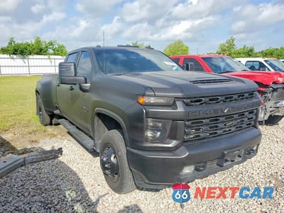 Czwarte zdjęcie samochodu z boku: 2022 CHEVROLET SILVERADO K3500 LT VIN:1GC4YTEY2NF193508 - miniatura