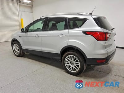 Drugie zdjęcie samochodu z przodu: 2019 FORD ESCAPE TITANIUM VIN:1FMCU0J97KUA35754 - miniatura