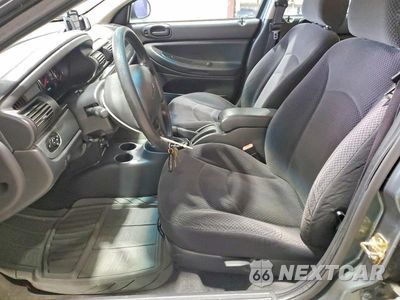 Zdjęcie 7 z 12 samochodu: 2004 CHRYSLER SEBRING LXI VIN:1C3EL56R64N262215 - miniatura