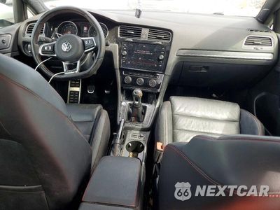 Zdjęcie 8 z 12 samochodu: 2018 VOLKSWAGEN GTI S VIN:3VW547AU4JM265987 - miniatura