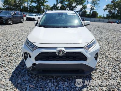 Piąte zdjęcie samochodu w środku: 2019 TOYOTA RAV4 XLE VIN:JTMW1RFV8KD021205 - miniatura