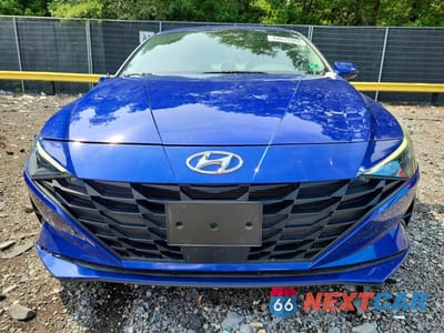 Piąte zdjęcie samochodu w środku: 2023 HYUNDAI ELANTRA SEL VIN:KMHLS4AG4PU601288 - miniatura