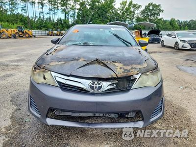 Piąte zdjęcie samochodu w środku: 2014 TOYOTA CAMRY LE VIN:4T1BF1FK5EU357885 - miniatura