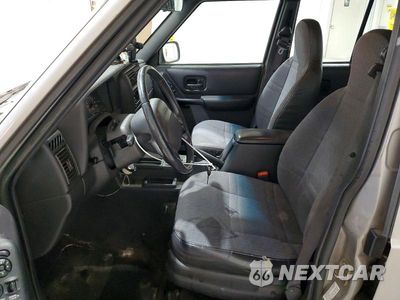 Zdjęcie 7 z 14 samochodu: 2001 JEEP CHEROKEE SPORT VIN:1J4FT48S91L607037 - miniatura