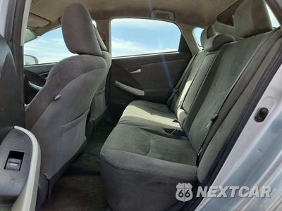 Zdjęcie 10 z 12 samochodu: 2015 TOYOTA PRIUS TWO VIN:JTDKN3DU3F0453238 - miniatura