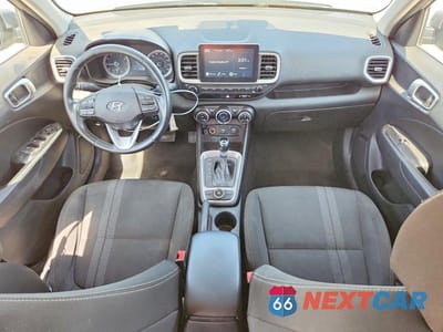 Zdjęcie 8 z 13 samochodu: 2021 HYUNDAI VENUE SEL VIN:KMHRC8A35MU114009 - miniatura