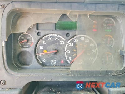 Zdjęcie 9 z 14 samochodu: 2017 FREIGHTLINER CASCADIA 125 VIN:3AKJGLDR9HSHY5381 - miniatura