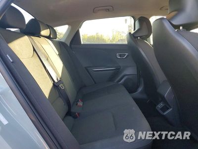 Zdjęcie 10 z 12 samochodu: 2026 KIA K4 LXS VIN:3KPFT4DE1TE355608 - miniatura