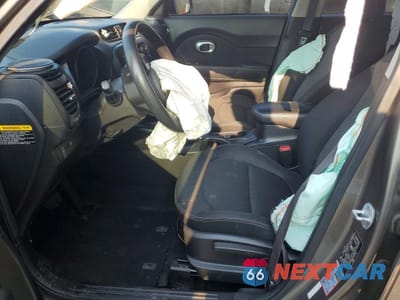 Zdjęcie 7 z 13 samochodu: 2019 KIA SOUL + VIN:KNDJP3A56K7662302 - miniatura