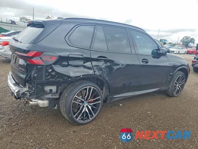 Trzecie zdjęcie samochodu z tyłu: 2026 BMW X5 M60I VIN:5UX33EU04T9411802 - miniatura