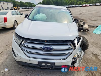 Piąte zdjęcie samochodu w środku: 2018 FORD EDGE SE VIN:2FMPK3G91JBB85363 - miniatura