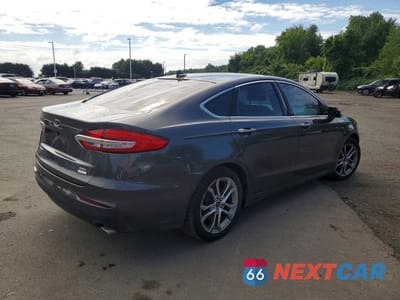 Trzecie zdjęcie samochodu z tyłu: 2019 FORD FUSION SEL VIN:3FA6P0CD9KR147334 - miniatura
