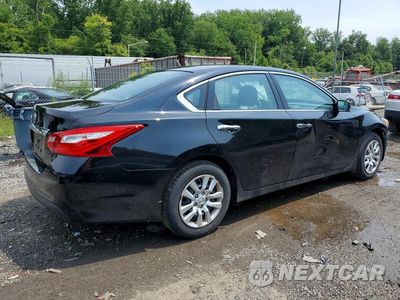 Trzecie zdjęcie samochodu z tyłu: 2017 NISSAN ALTIMA 2.5 S VIN:1N4AL3AP5HC488239 - miniatura