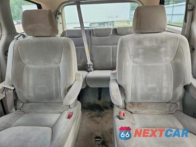 Zdjęcie 10 z 13 samochodu: 2004 TOYOTA SIENNA LE 7 PASSENGER VIN:5TDZA23C74S055246 - miniatura