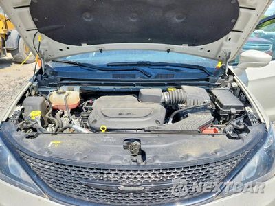 Zdjęcie 12 z 13 samochodu: 2019 CHRYSLER PACIFICA TOURING L PLUS VIN:2C4RC1EG7KR746612 - miniatura