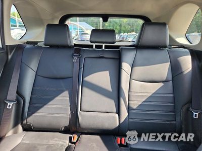 Zdjęcie 10 z 13 samochodu: 2019 TOYOTA RAV4 LIMITED VIN:JTMN1RFV2KD506192 - miniatura