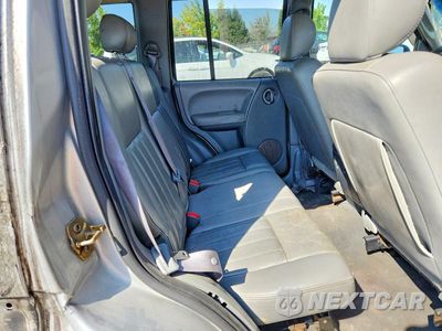 Zdjęcie 11 z 13 samochodu: 2005 JEEP LIBERTY LIMITED VIN:1J4GL58K65W563819 - miniatura