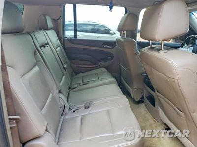 Zdjęcie 11 z 13 samochodu: 2016 CHEVROLET SUBURBAN C1500 LT VIN:1GNSCHKC2GR216502 - miniatura