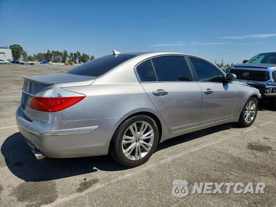 Trzecie zdjęcie samochodu z tyłu: 2011 HYUNDAI GENESIS 3.8L VIN:KMHGC4DEXBU140941 - miniatura