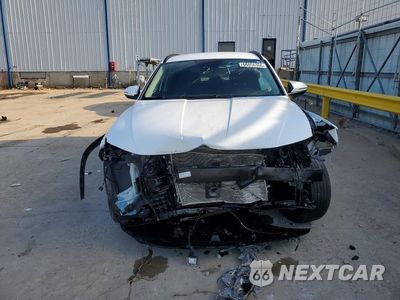 Piąte zdjęcie samochodu w środku: 2022 HYUNDAI TUCSON SEL VIN:5NMJB3AE2NH005833 - miniatura