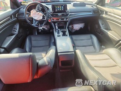Zdjęcie 8 z 12 samochodu: 2018 HONDA ACCORD SPORT VIN:1HGCV1F3XJA238652 - miniatura