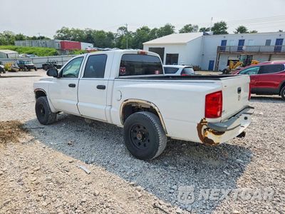 Drugie zdjęcie samochodu z przodu: 2008 DODGE DAKOTA QUAD SLT VIN:1D3HW48N48S531766 - miniatura