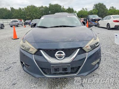 Piąte zdjęcie samochodu w środku: 2016 NISSAN MAXIMA PLATINUM VIN:1N4AA6AP4GC382533 - miniatura