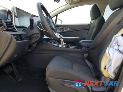 Zdjęcie 7 z 13 samochodu: 2023 KIA SPORTAGE LX VIN:KNDPUCAG4P7116285 - miniatura