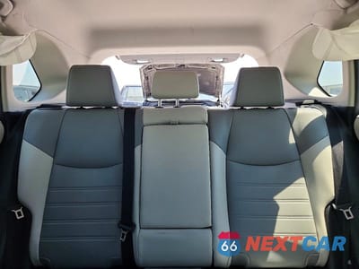 Zdjęcie 10 z 13 samochodu: 2022 TOYOTA RAV4 XLE PREMIUM VIN:2T3C1RFV1NC181826 - miniatura
