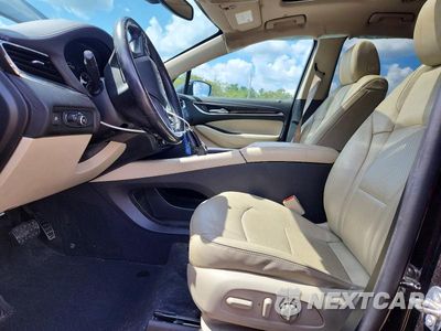 Zdjęcie 7 z 13 samochodu: 2020 BUICK ENCLAVE ESSENCE VIN:5GAERBKW5LJ181444 - miniatura