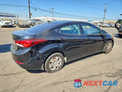Trzecie zdjęcie samochodu z tyłu: 2016 HYUNDAI ELANTRA SE VIN:KMHDH4AE4GU583781 - miniatura
