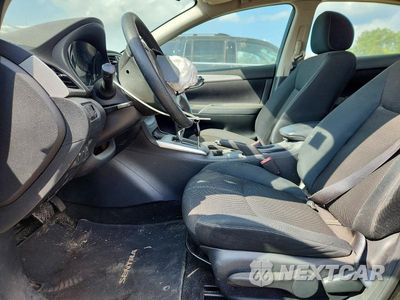 Zdjęcie 7 z 13 samochodu: 2017 NISSAN SENTRA S VIN:3N1AB7AP5HY206888 - miniatura