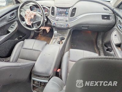 Zdjęcie 8 z 12 samochodu: 2017 CHEVROLET IMPALA LT VIN:2G1105SAXH9172263 - miniatura