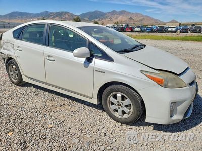 Czwarte zdjęcie samochodu z boku: 2012 TOYOTA PRIUS TWO VIN:JTDKN3DU5C1546882 - miniatura
