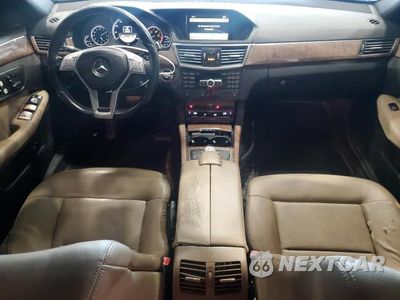 Zdjęcie 8 z 12 samochodu: 2012 MERCEDES-BENZ E 350 VIN:WDDHF5KB6CA620241 - miniatura