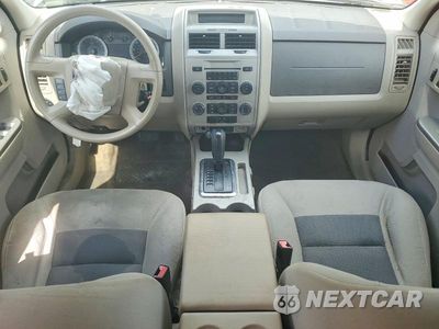 Zdjęcie 8 z 13 samochodu: 2008 FORD ESCAPE XLT VIN:1FMCU03138KE49285 - miniatura