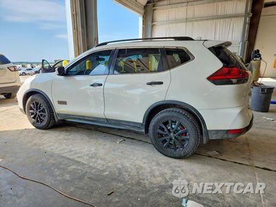 Drugie zdjęcie samochodu z przodu: 2017 NISSAN ROGUE SV VIN:5N1AT2MV5HC768575 - miniatura