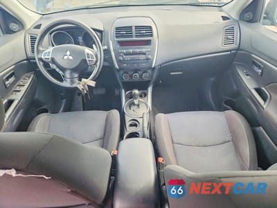 Zdjęcie 8 z 12 samochodu: 2011 MITSUBISHI OUTLANDER SPORT ES VIN:JA4AP3AUXBZ012264 - miniatura