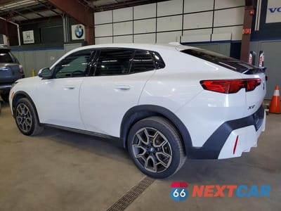 Drugie zdjęcie samochodu z przodu: 2026 BMW X2 XDRIVE28I VIN:WBX63GM04T5402683 - miniatura