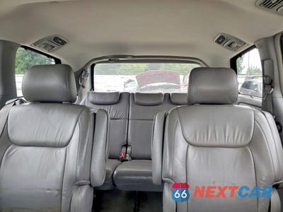Zdjęcie 10 z 14 samochodu: 2004 TOYOTA SIENNA XLE LIMITED 7 PASSENGER VIN:5TDBA22C44S021879 - miniatura