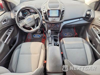 Zdjęcie 8 z 13 samochodu: 2019 FORD ESCAPE SE VIN:1FMCU9GD7KUA84033 - miniatura