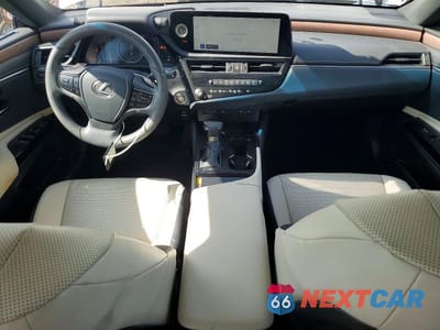 Zdjęcie 8 z 12 samochodu: 2024 LEXUS ES 350 BASE VIN:58ADZ1B18RU184214 - miniatura