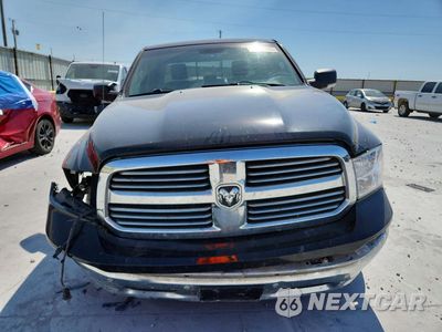 Piąte zdjęcie samochodu w środku: 2015 RAM 1500 SLT VIN:1C6RR6LTXFS604908 - miniatura