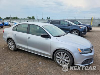Czwarte zdjęcie samochodu z boku: 2015 VOLKSWAGEN JETTA TDI VIN:3VWLA7AJ4FM426948 - miniatura
