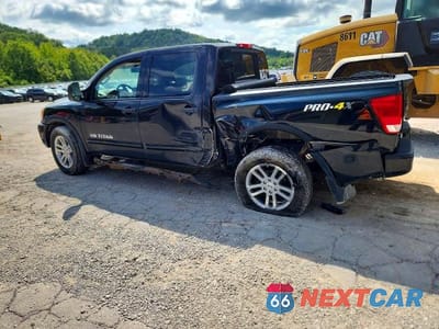 Drugie zdjęcie samochodu z przodu: 2014 NISSAN TITAN SV VIN:1N6AA0EC0EN501188 - miniatura